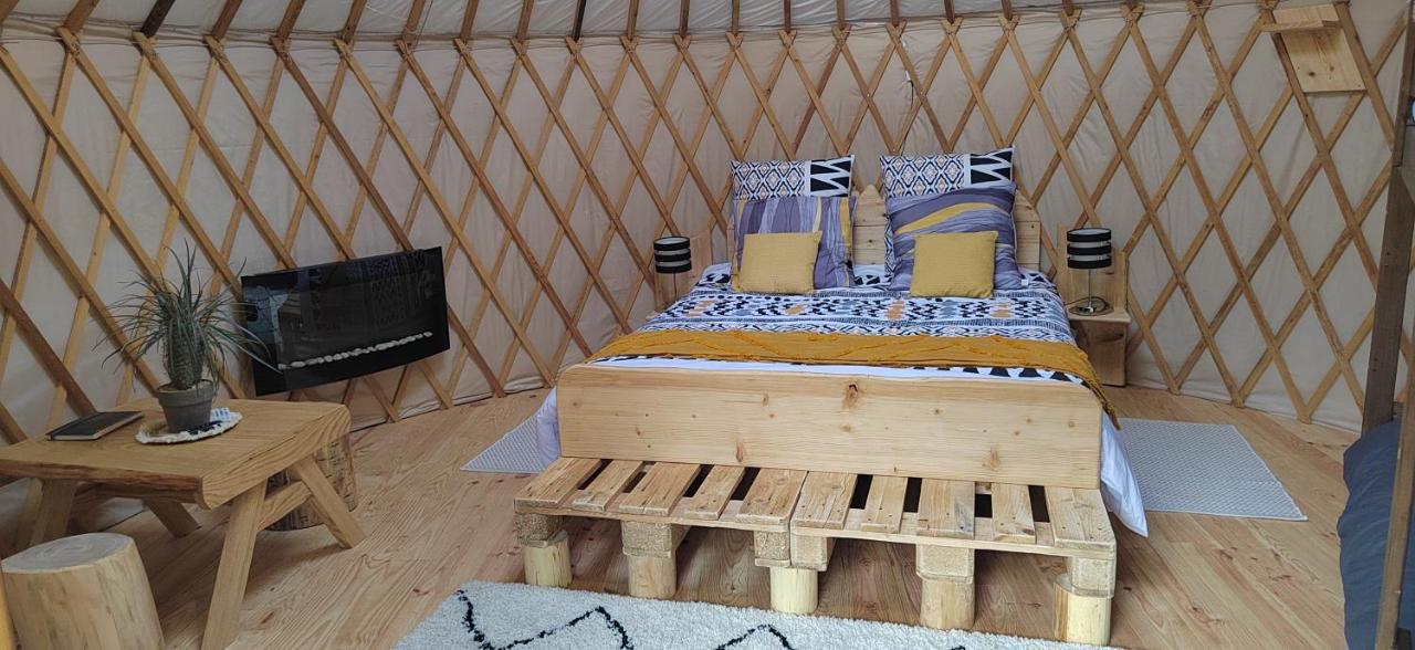 Yourte Des Verts Bois Freland ภายนอก รูปภาพ