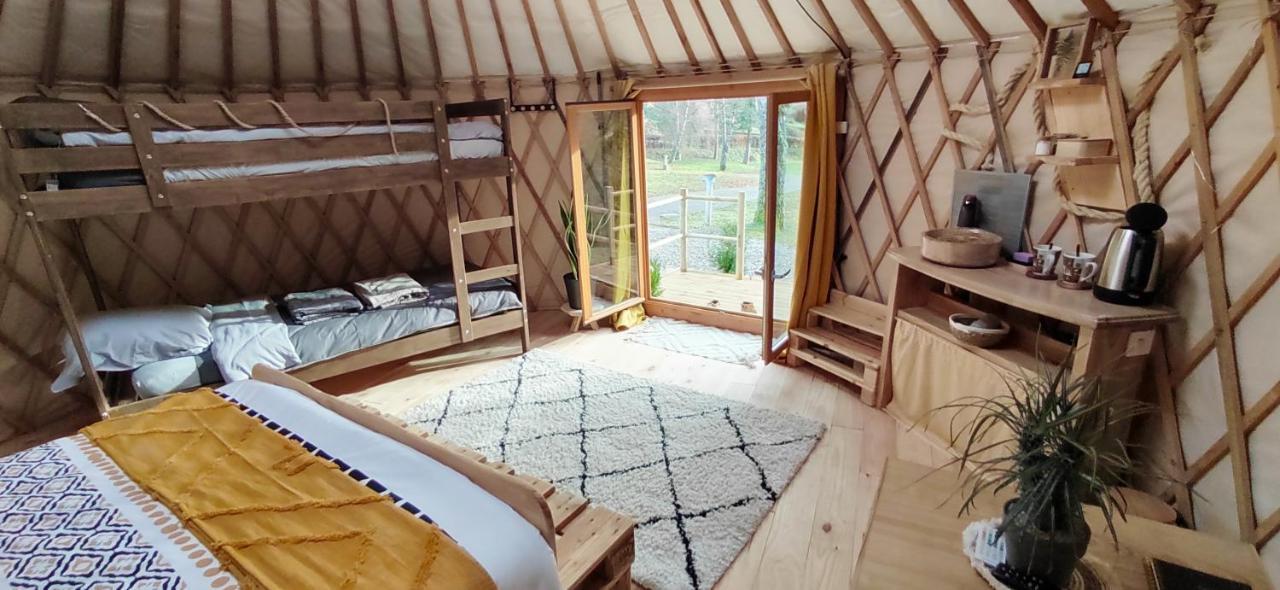 Yourte Des Verts Bois Freland ภายนอก รูปภาพ